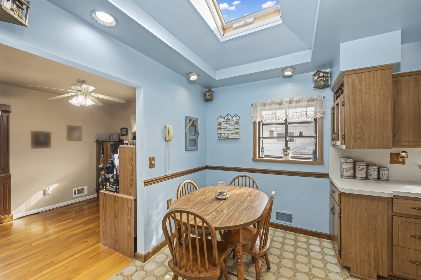 98 Figurea Ave, Eltingville, Staten Island, interior