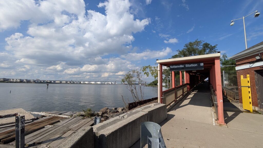 The covered platform at Tottenville station, the southern terminus of the Staten Island Railway