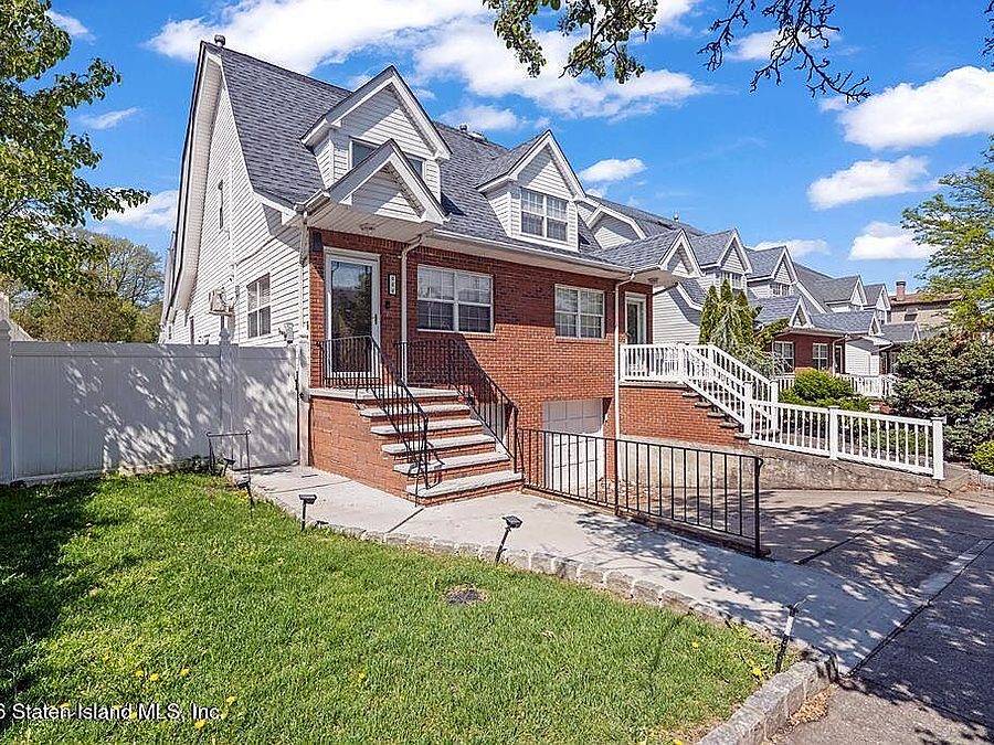 222 Elverton Ave, Staten Island, NY