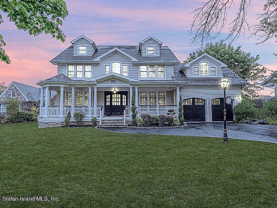 237 Bayview Ave, Staten Island, NY