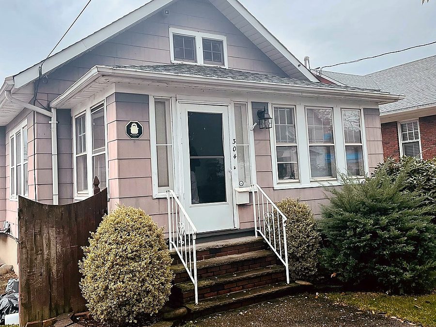 304 Livermore Ave, Staten Island, NY