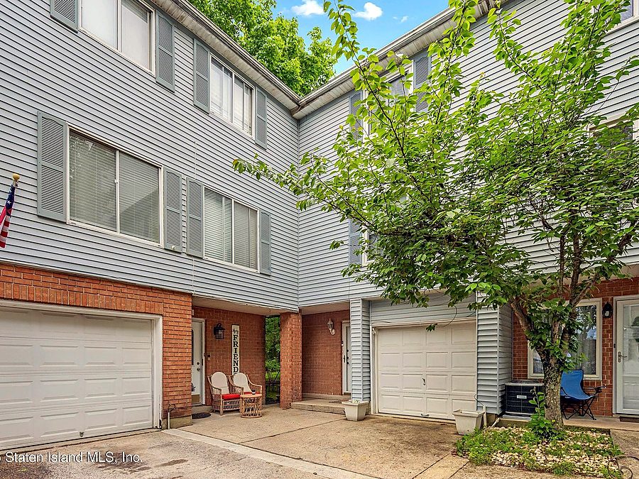 614 Ilyssa Way, Staten Island, NY