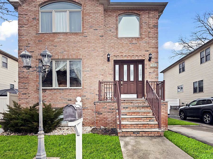 91 Sprague Ave, Staten Island, NY